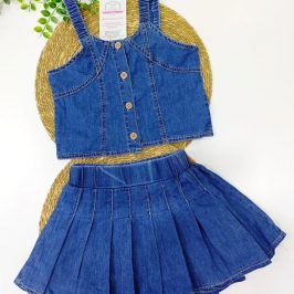 Conjunto vaquero de short y falda pantalón
